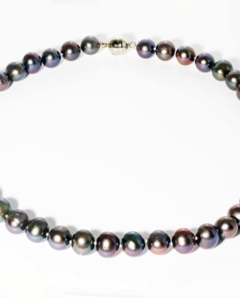 10-11mm Pearls Dyed Black Freshwater Pearls 18"