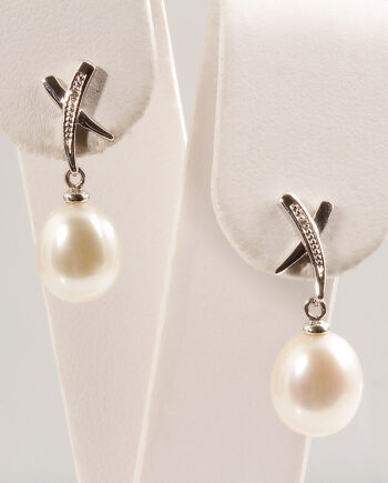 Pearl Hugg Dangle Earrings 14KWG #11825 W/Diamonds 0.02TW