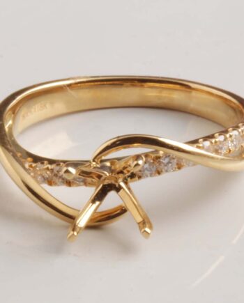 18KT YG Diamond Semi Mount