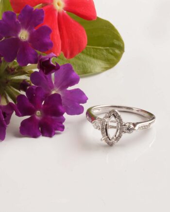 18KWG .27TDW Marquise Top Semi-Mount