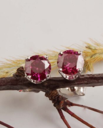 1.00tdw Purple Diamond Stud Earrings 14KW