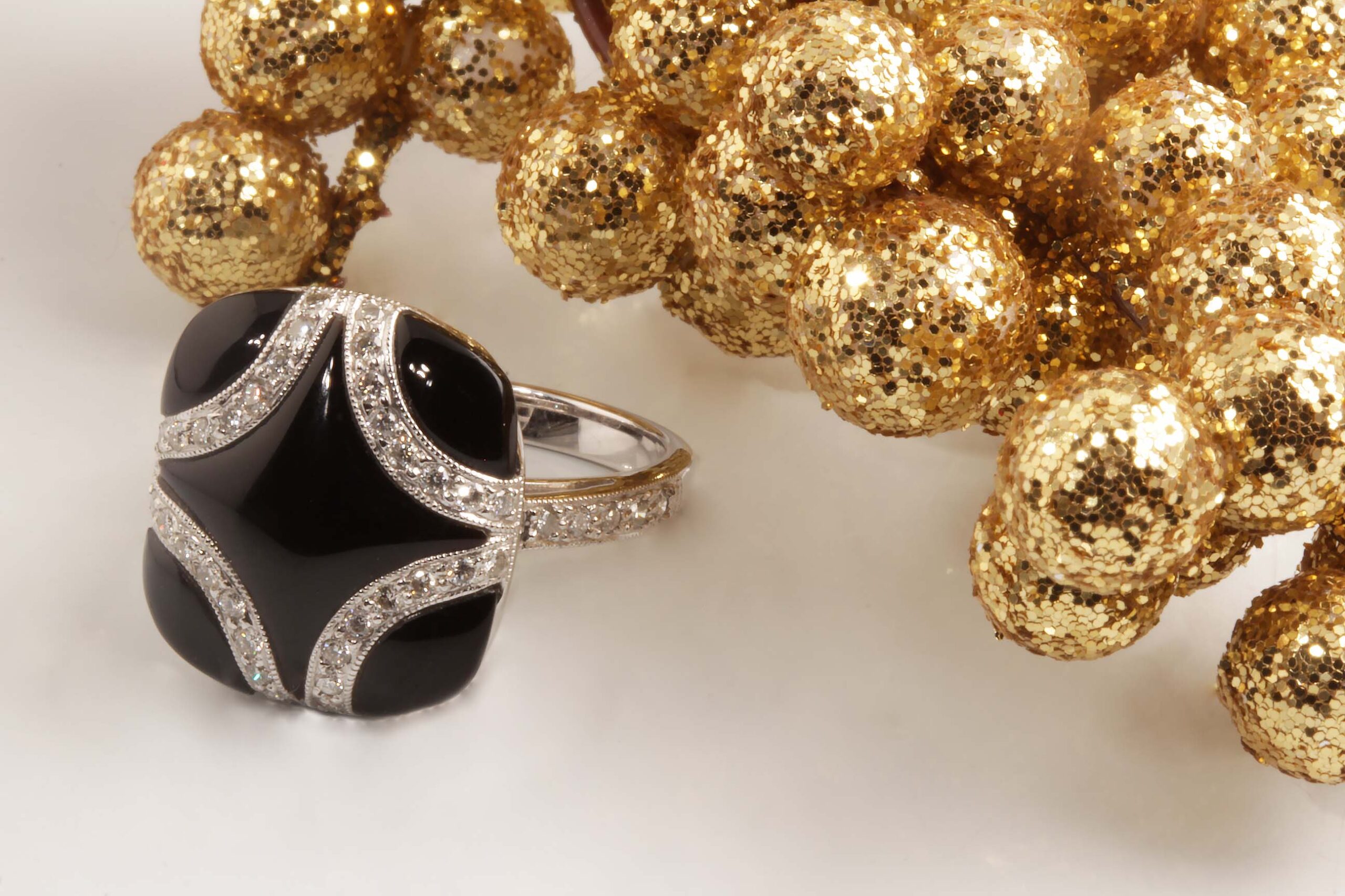 Onyx & Diamond Fashion Ring,  3.7Dwt, 34 diamonds, .50Tdw #12223