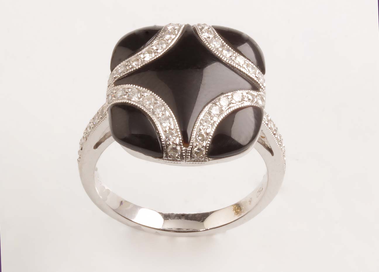 Onyx & Diamond Fashion Ring,  3.7Dwt, 34 diamonds, .50Tdw #12223