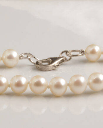 Fresh Water Pearl Bracelet & Necklace Set. 7" bracelet and 18" necklace, both w/ silver clasp. #12428