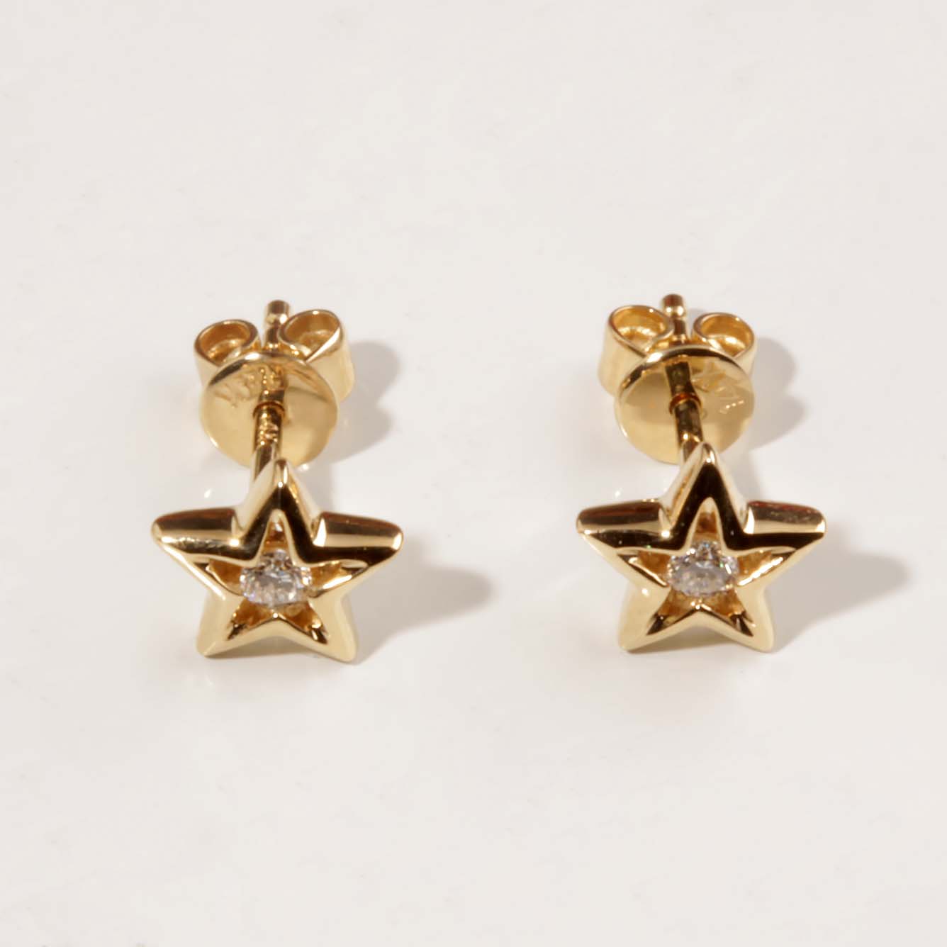 14KY .07tdw Diamond Star Earrings #150-00115