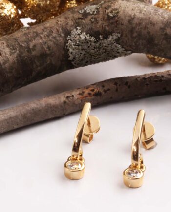 14KT Yellow Gold Bezel Set Diamond Dangle Earrings #150-00040