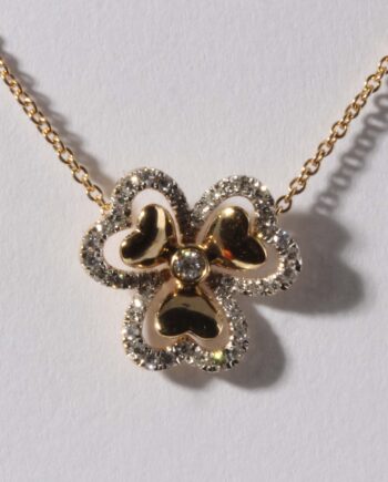 14KT Yellow .32tdw Diamond Clover Pendant