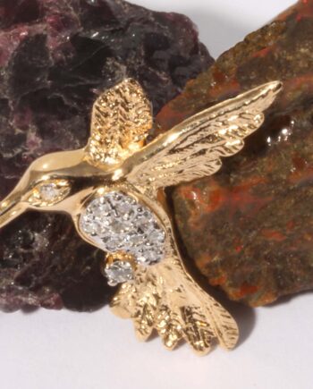 14K YG Humming Bird Pin