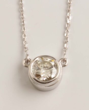 14KWG Bezel Set Dia Pendent