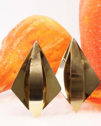 14K Kite Shaped Earring