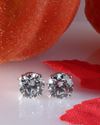 14K Lorn E VS1 IGI 4 Prong Studs
