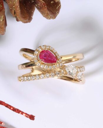14KY Ruby W/ Diamonds Ring